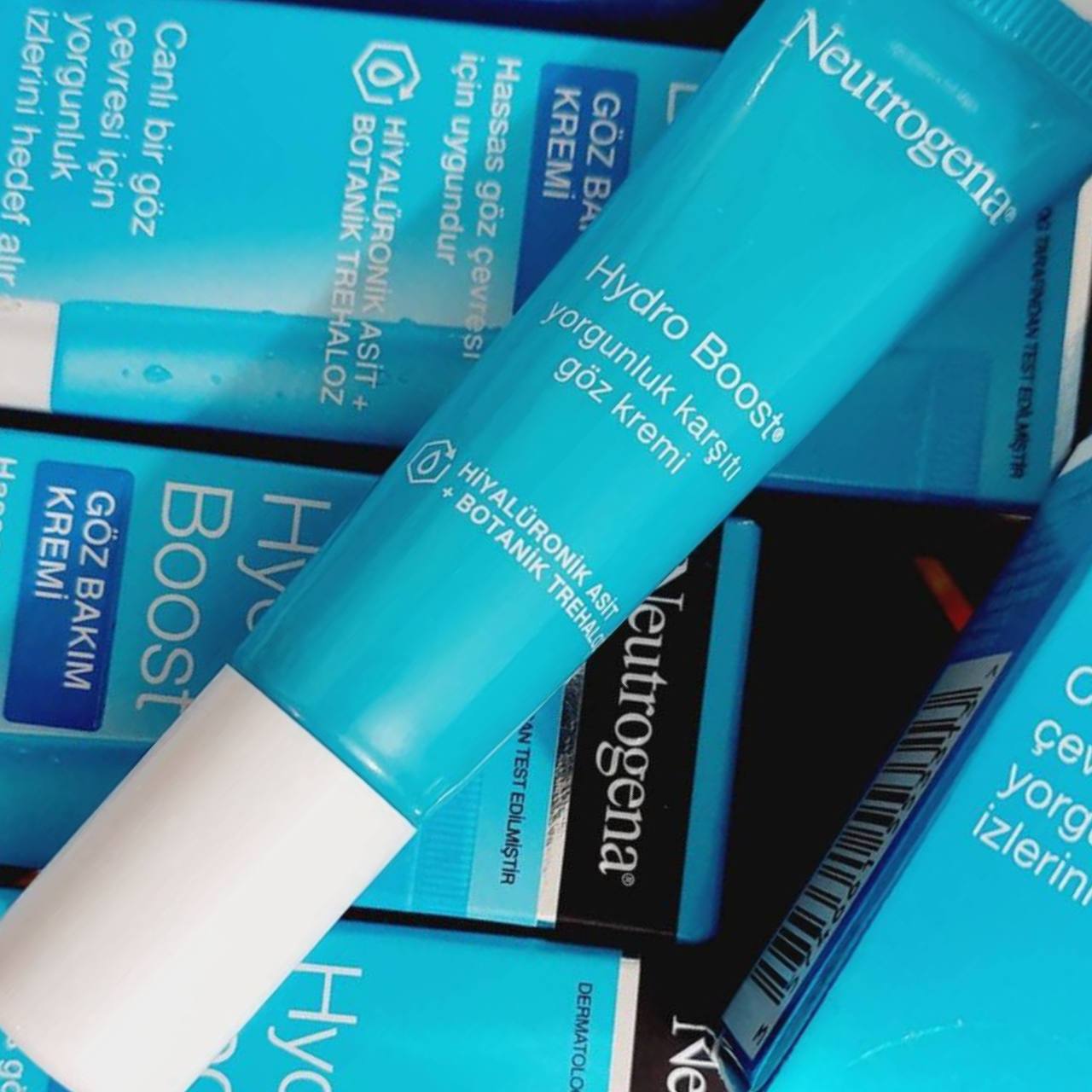 کرم دور چشم نوتروژینا مدل هیدروبوست Hydro Boost حجم 15 میلی لیتر Neutrogena Hydro Boost Gel-Cream Eye 15m - تصویر 2